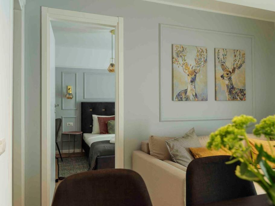 Bright 2Br Apartment - Top Location - City Balcony Бухарест Экстерьер фото