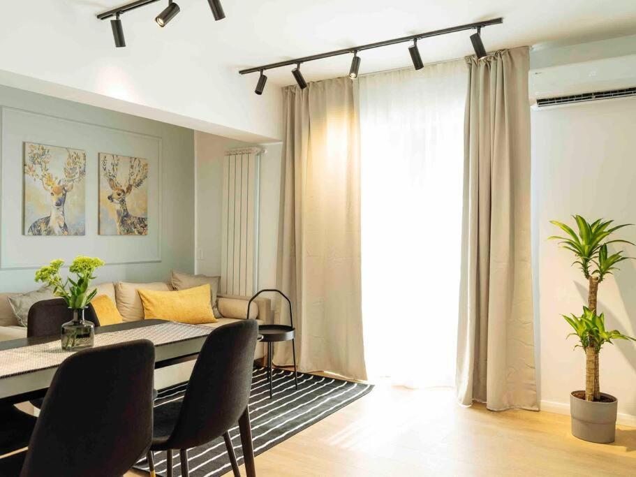 Bright 2Br Apartment - Top Location - City Balcony Бухарест Экстерьер фото